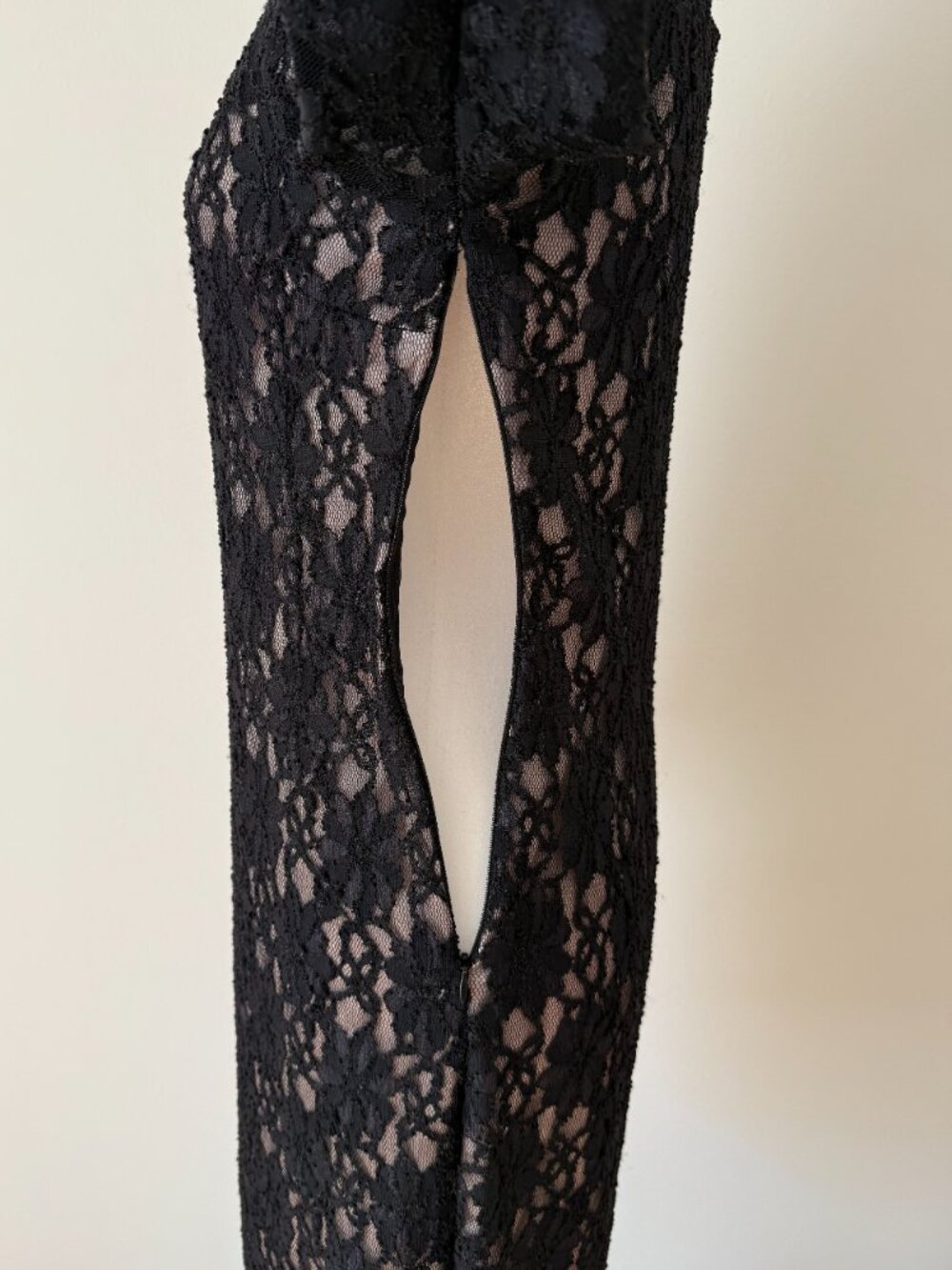 Zara Basics Black Lace Long-Sleeve dress Medium - Picture 4 of 8